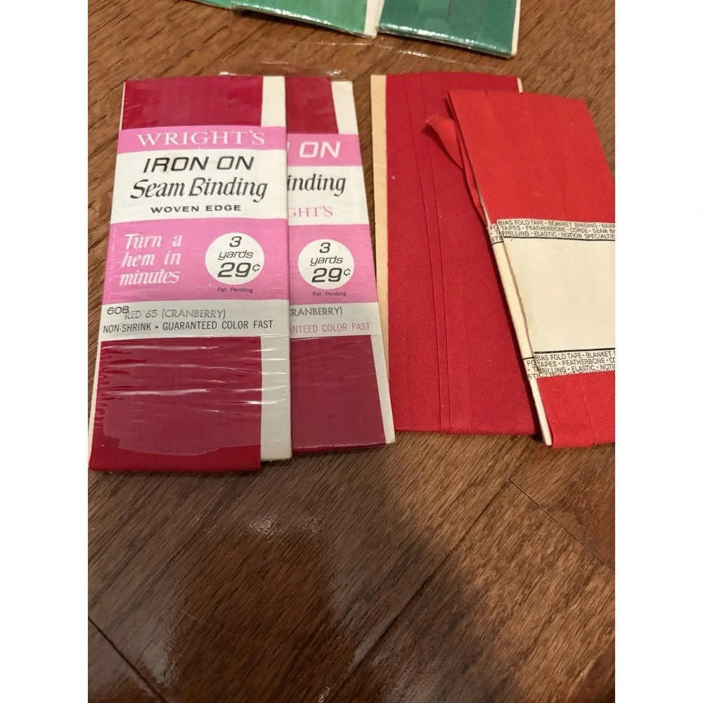 Large bundle of vintage bias tape, seam binding, quilt binding‎
